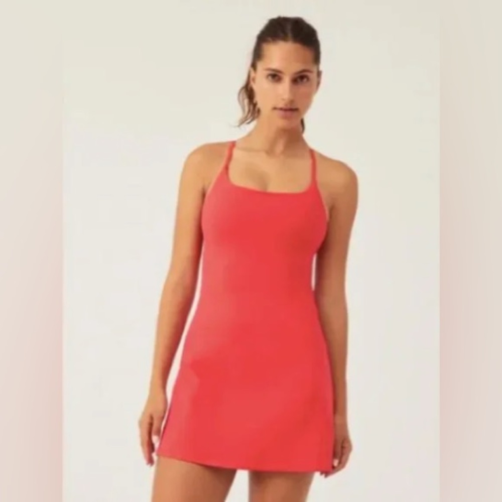 NWT Outdoor Voices Techsweat Move Free Dress / Scarlet / M